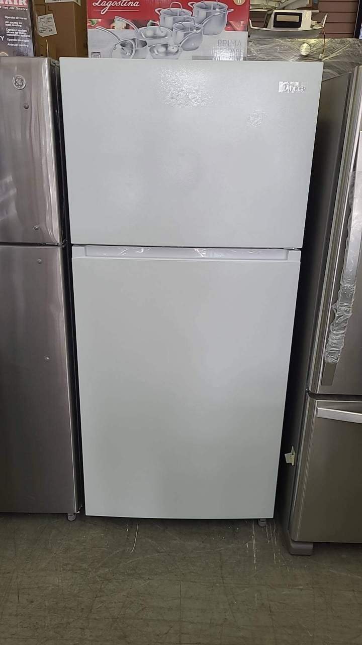 Réfrigérateur Midea Montréal